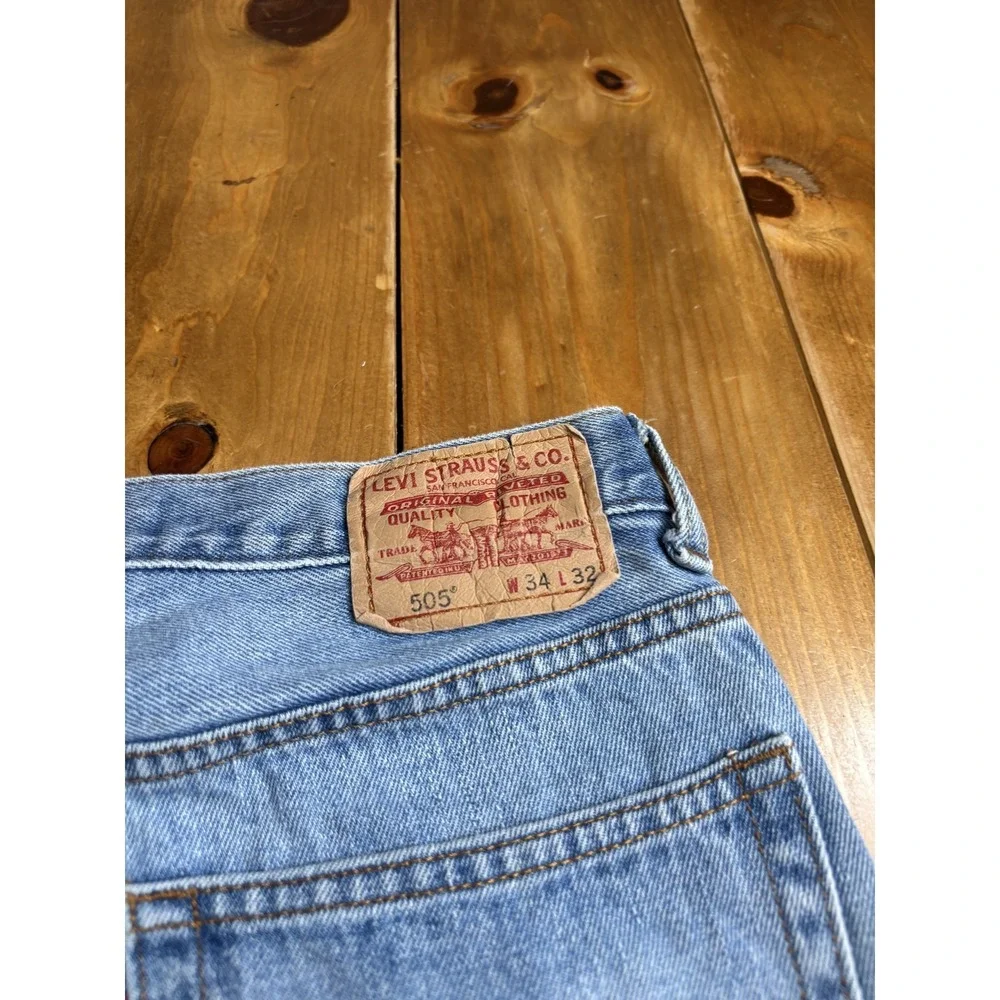 Levi's 505 Regular Fit Men's Jeans W34 L32 Light Wash 100% Cotton Distressed